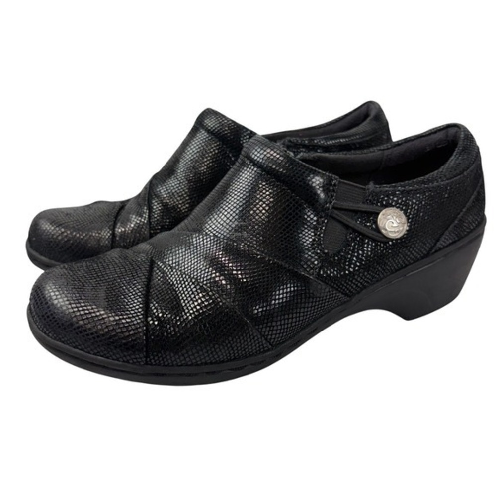 Clarks Channing Ann Womens 7M Snake Embossed Slip On Loafers Zip Button Accent
